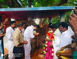 இன்று ஊத்துக்கோட்டை பேருர் 