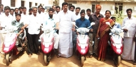மாற்று திறனாளிகளுக்கு உபகரணங்கள் வழ�