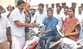 மாற்று திறனாளிகளுக்கு உபகரணங்கள் வழ�